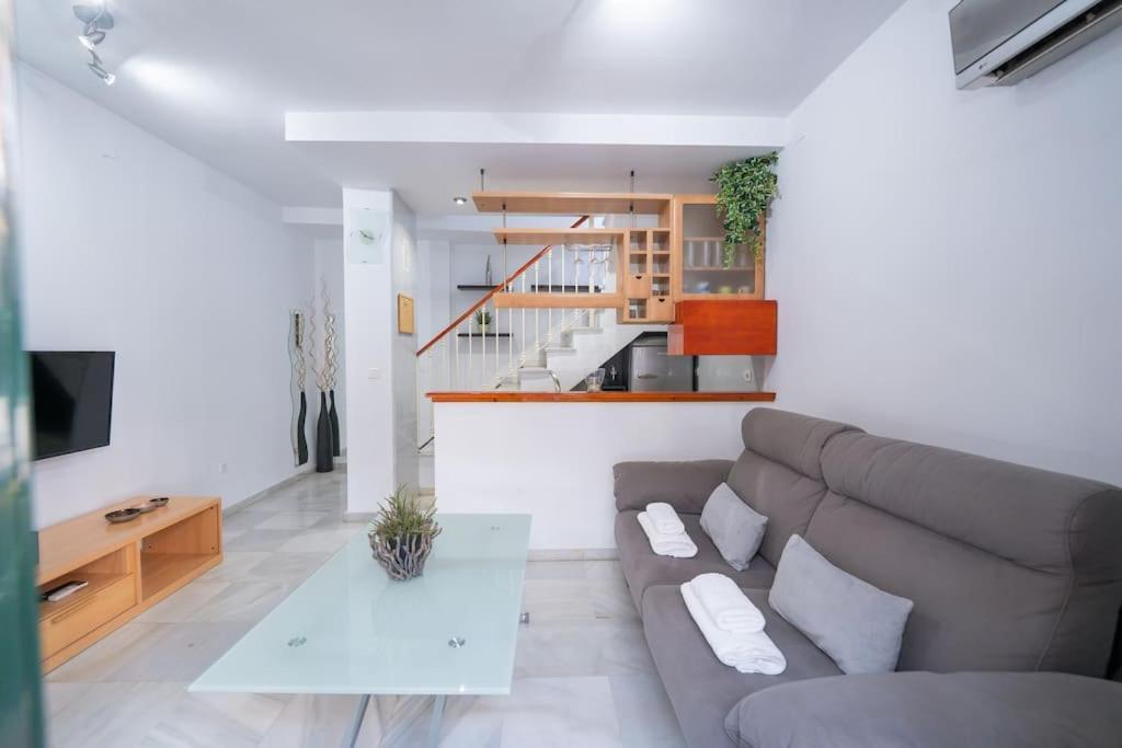Apartamento Junto A Las Setas De Sevilla Exterior photo